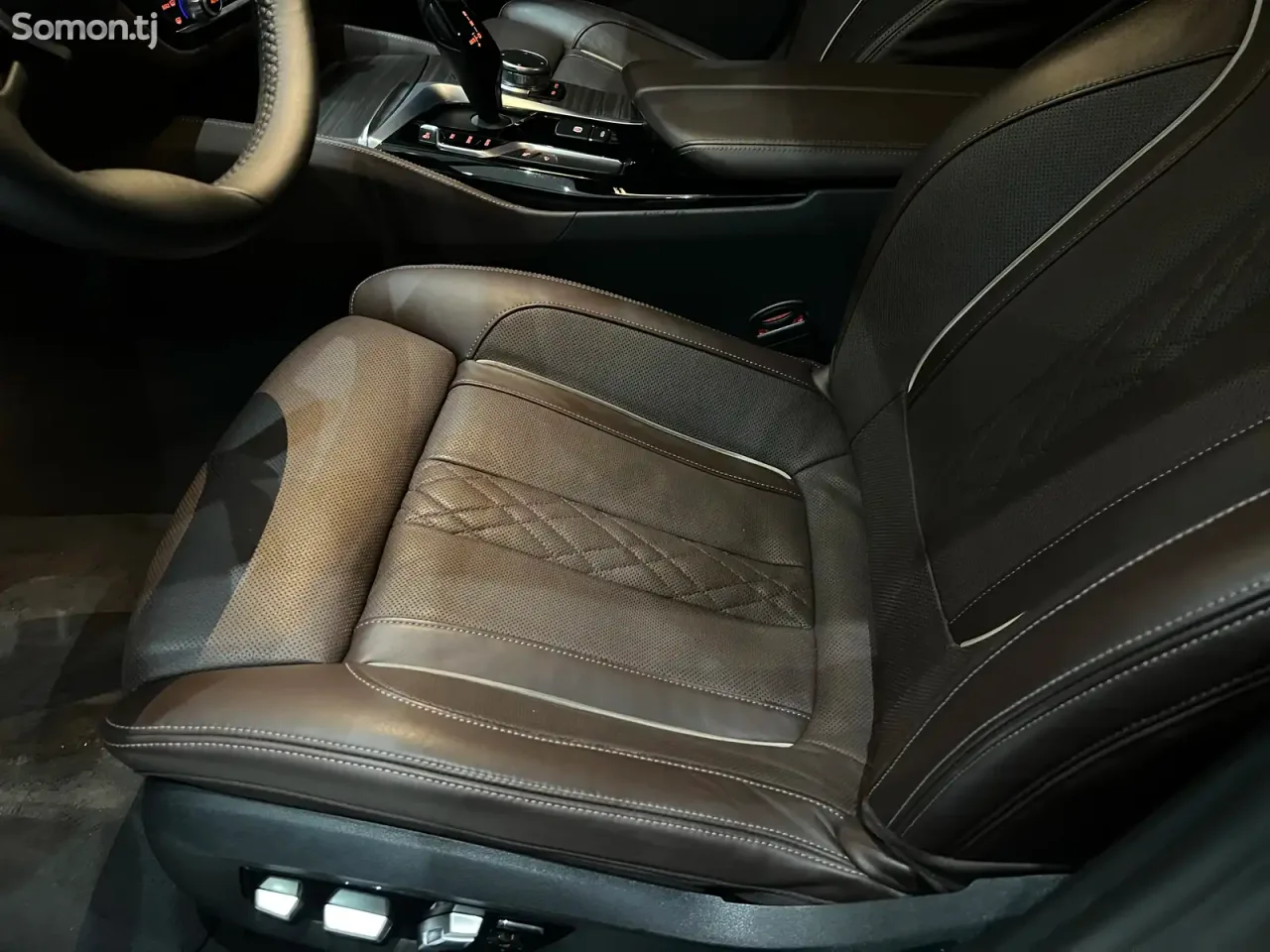 BMW 5 series 2017 · 2.0 AT