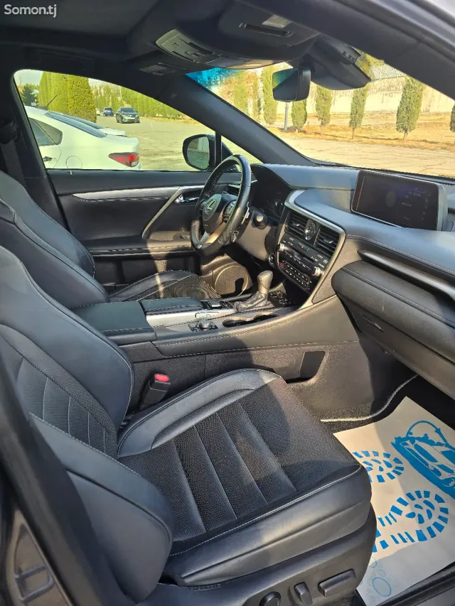 Lexus RX series 2017 · 3.5 AT