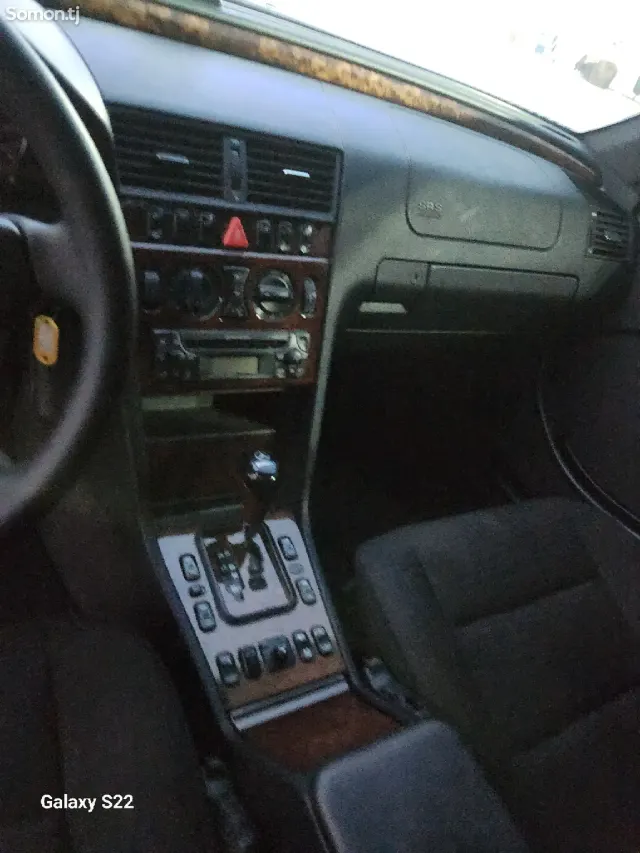 Mercedes-Benz C class 2000 · 2.0 AT