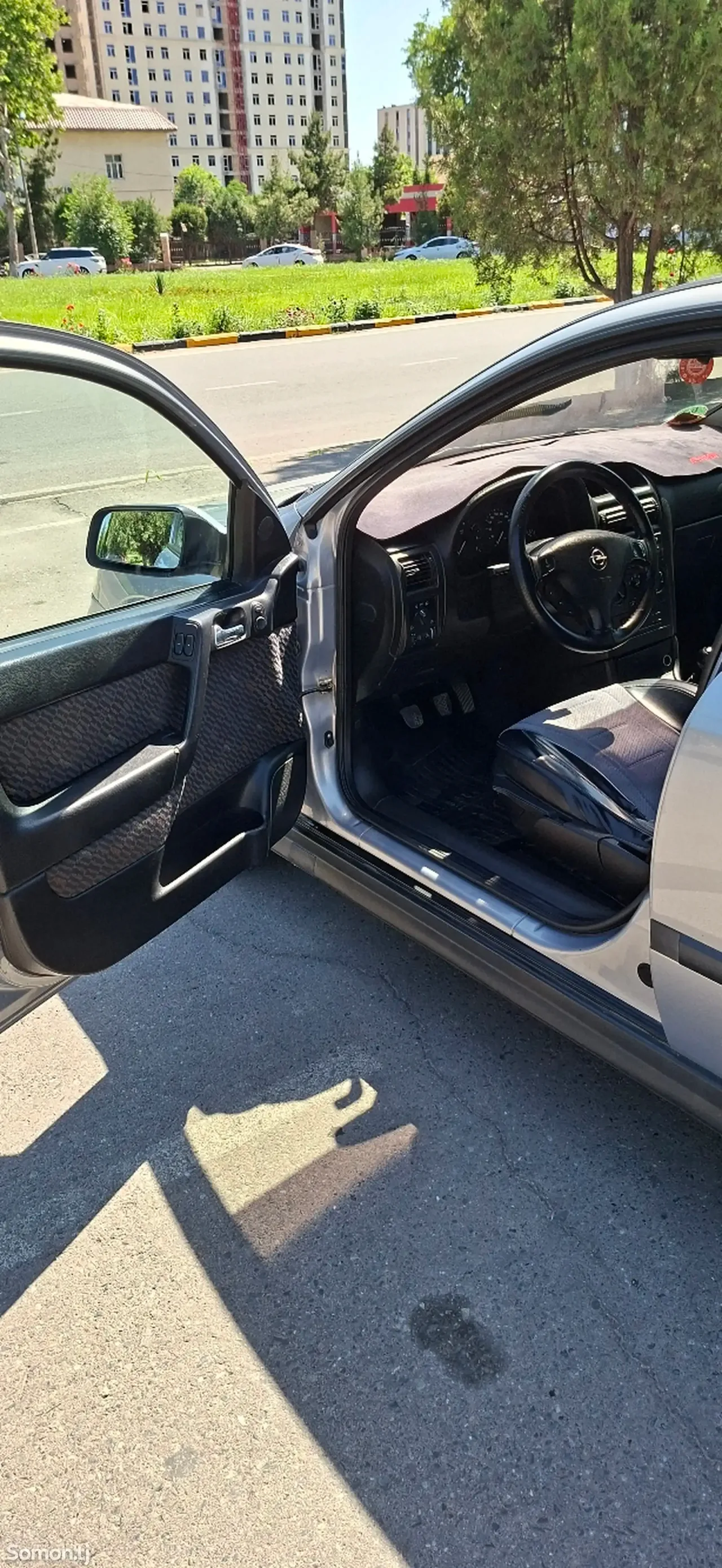 Opel Astra G 2001 · 1.6 MT