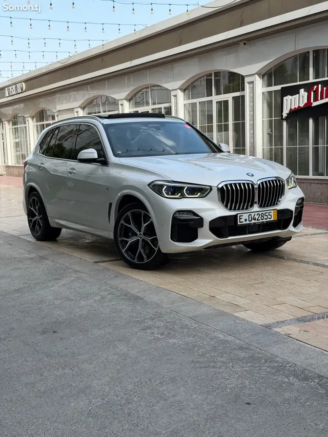 BMW X5 2019 · 3.0 AT