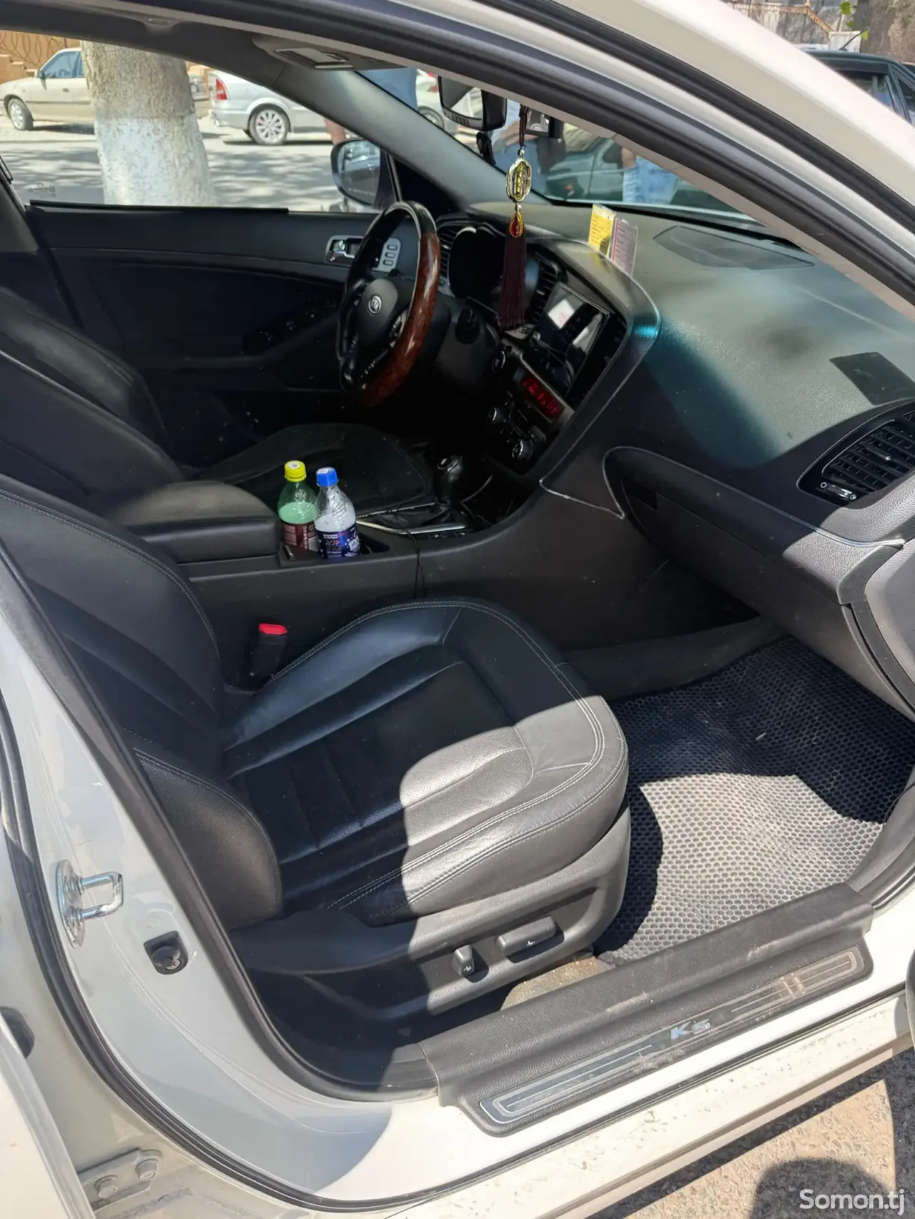 Kia K5 2026 · 2.0 AT