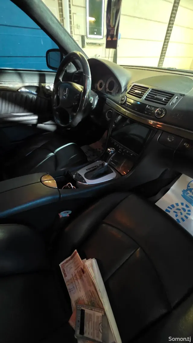 Mercedes-Benz E class 2007 · 3.5 AT