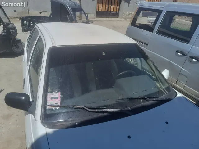 Daewoo Nexia 2004 · MT