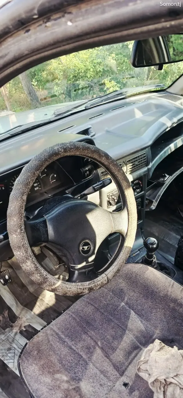 Daewoo Nexia 1996 · 1.6 MT