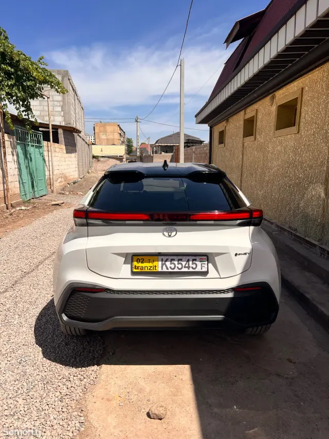 Toyota C-HR 2024 · 1.8 AT