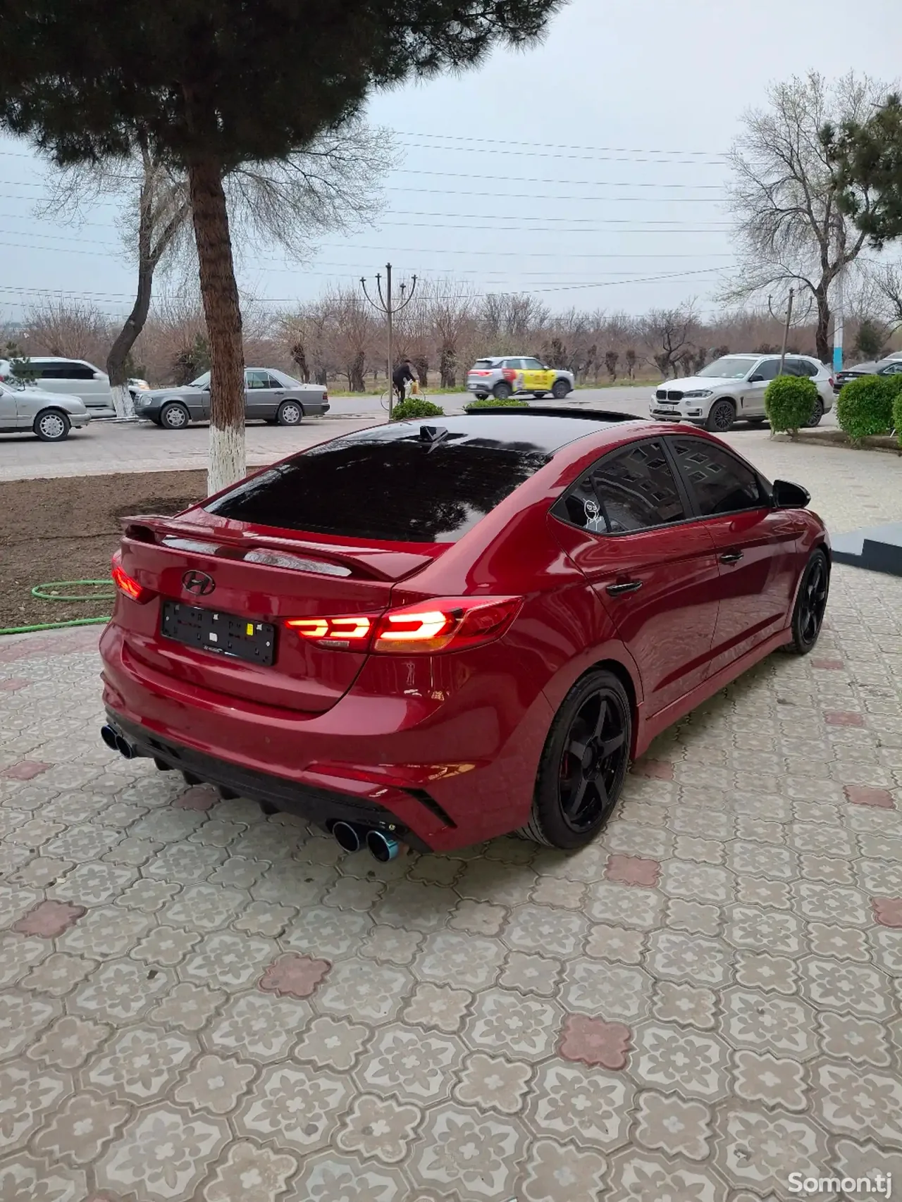 Hyundai Avante 2016 · 1.6 AT