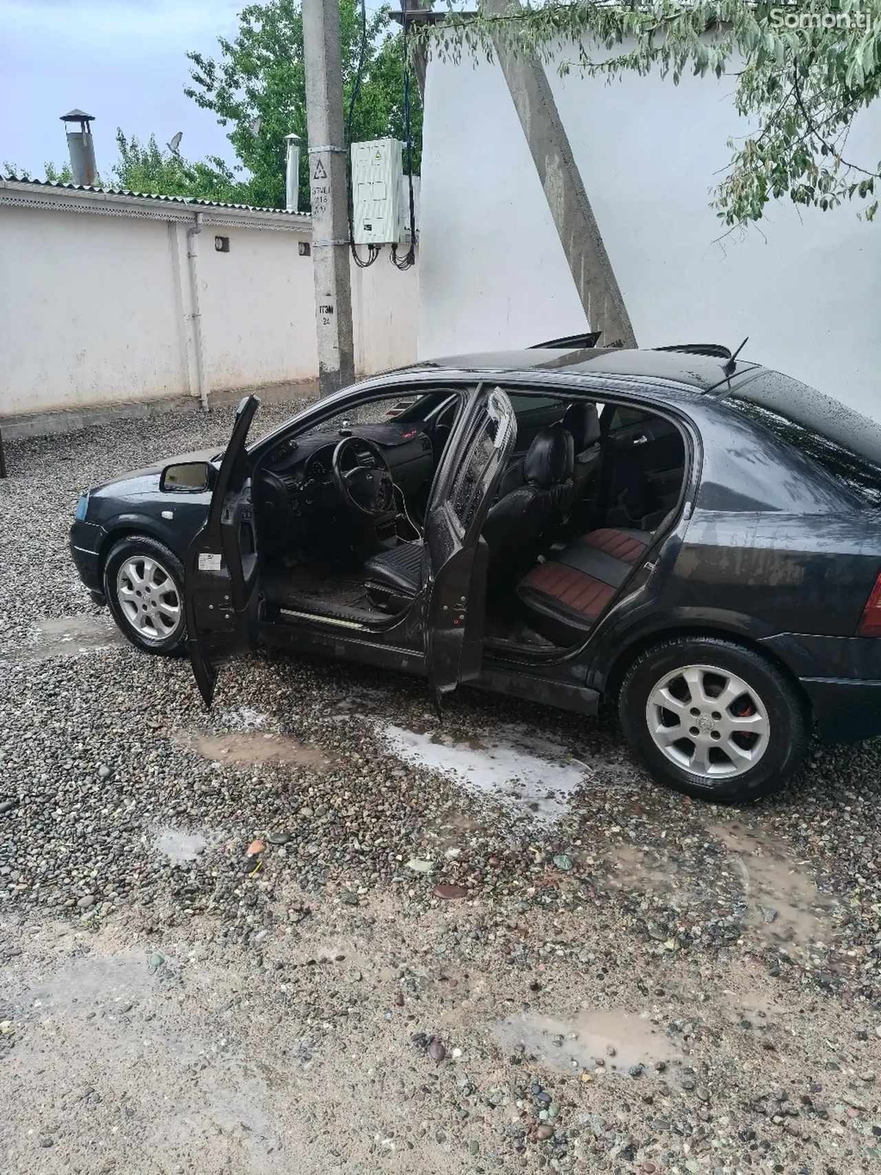 Opel Astra G 2000 · 1.6 AT