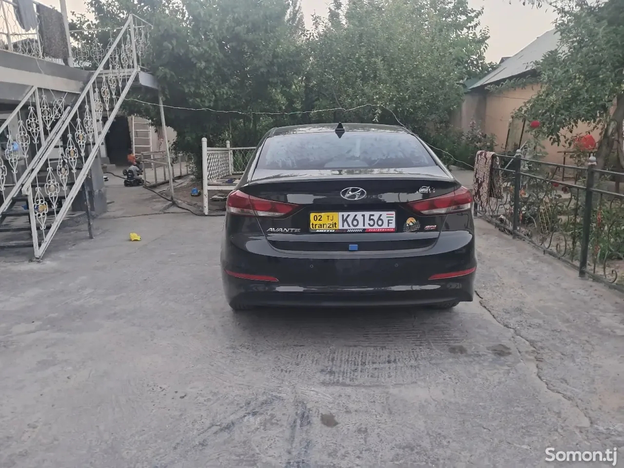 Hyundai Avante 2015 · 1.6 AT