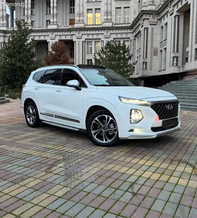 Hyundai Santa Fe 2019 · 2.2 AT