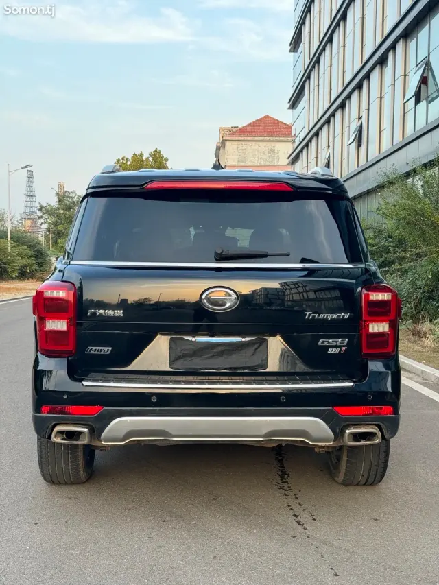 GAC Trumpchi GS8 2017 · 2.0 AT