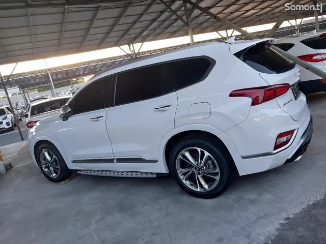 Hyundai Santa Fe 2018 · 2.2 AT