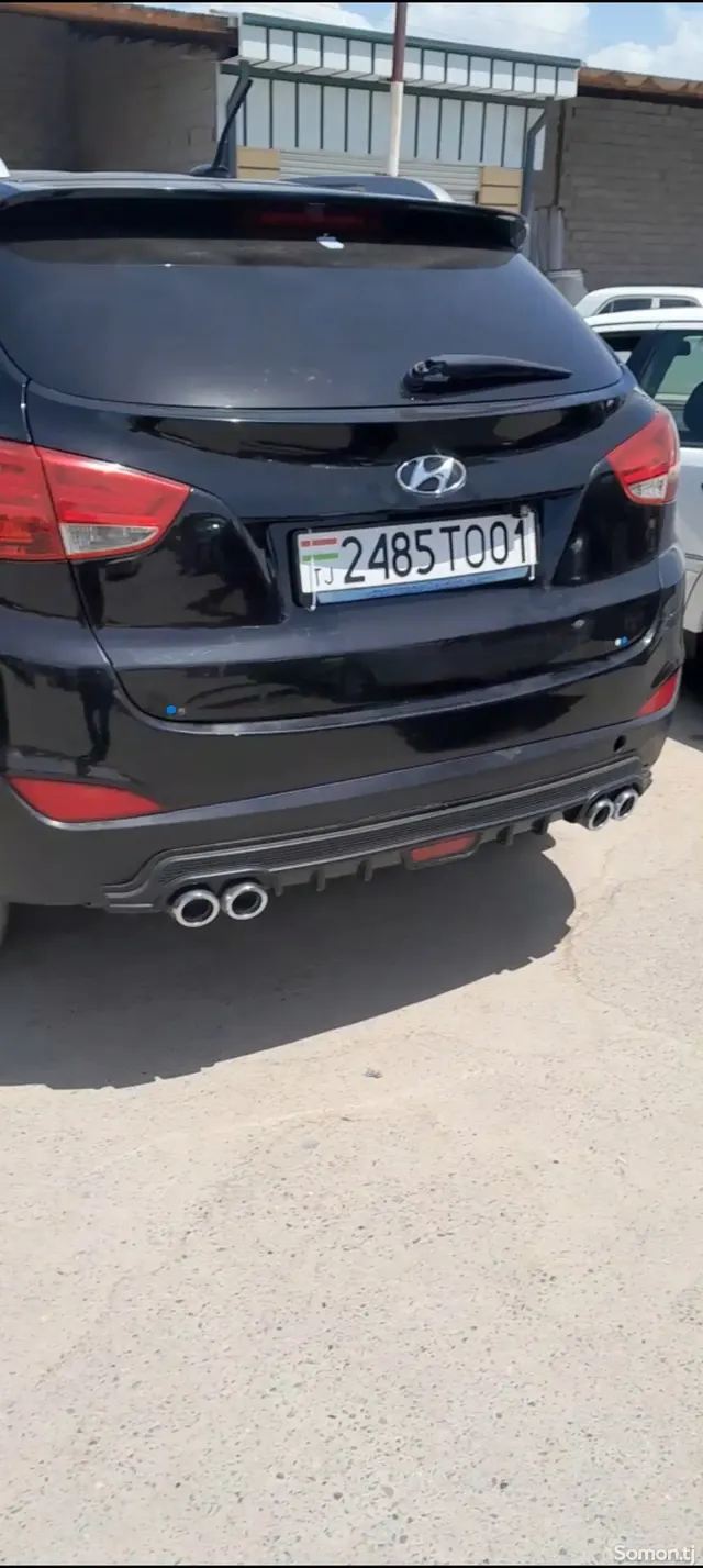 Hyundai Tucson 2011 · 2.0 AT