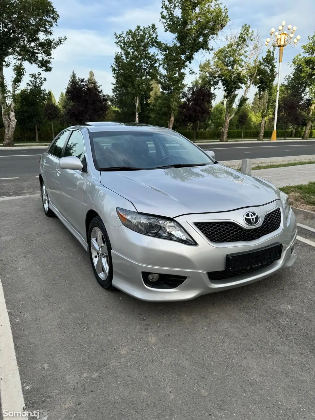 Toyota Camry 2010 · 3.5 AT