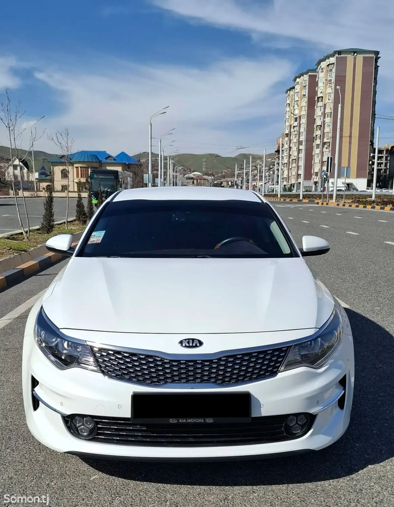 Kia K5 2016 · 2.0 AT