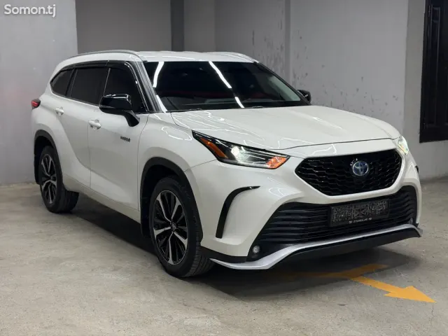 Toyota Highlander 2020 · 2.5 AT