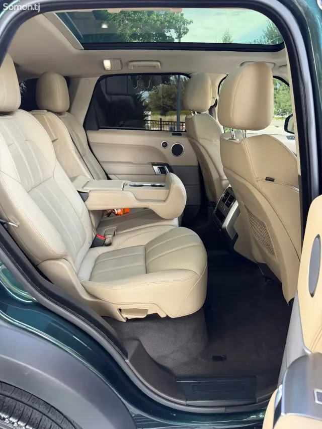 Land Rover Range Rover Sport 2016 · 3.0 AT