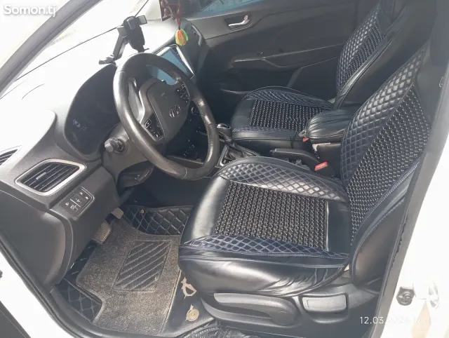 Hyundai Accent 2019 · 1.6 AT