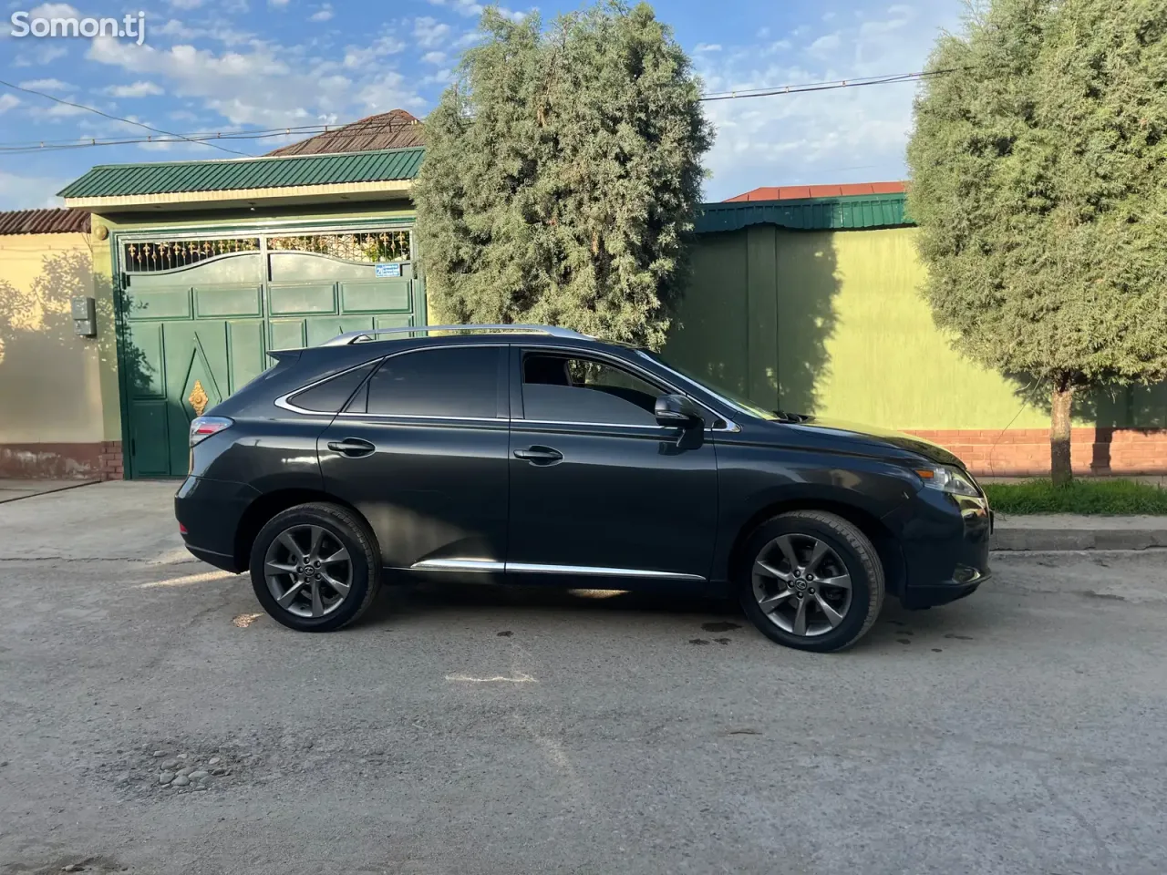 Lexus RX series 2011 · 3.5 AT