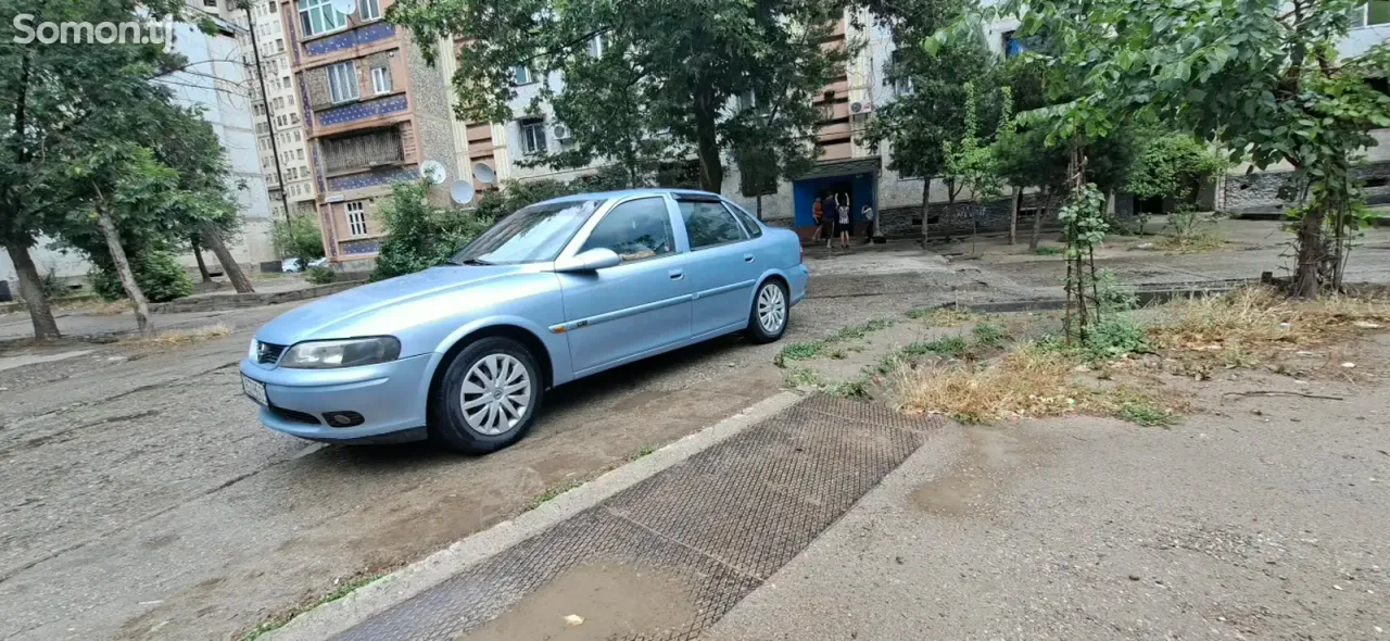 Opel Vectra B 1996 · 1.6 MT