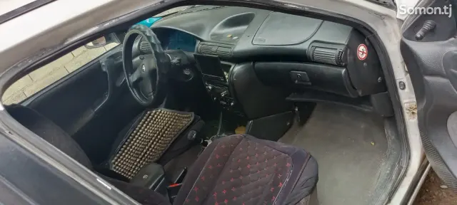 Opel Astra F 1996 · 1.6 MT