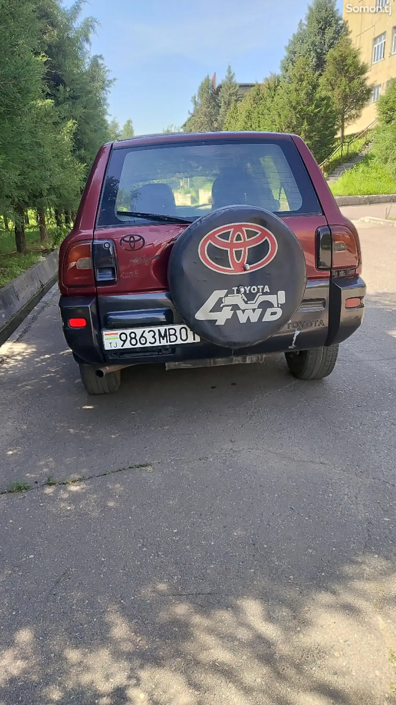 Toyota RAV 4 1998 · 2.0 AT