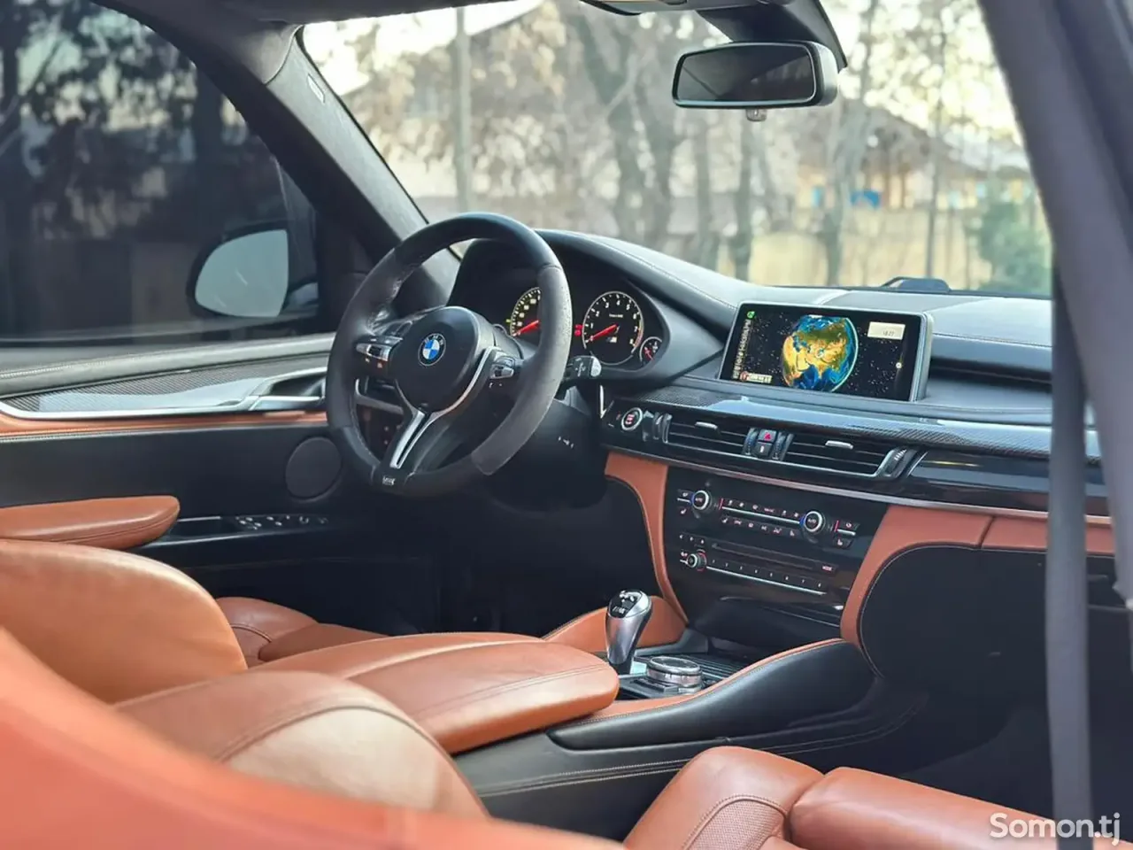 BMW X5 M 2015 · 4.4 AT