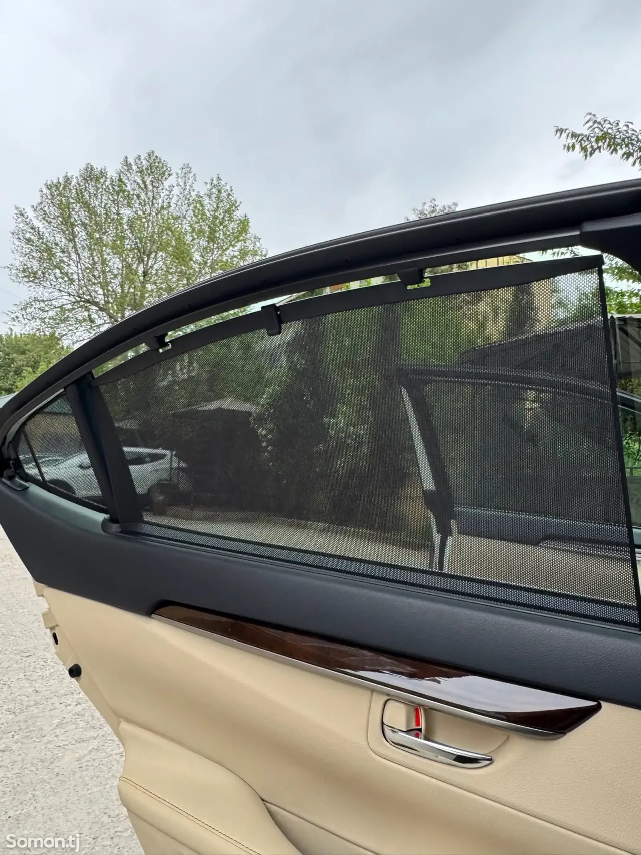 Lexus ES series 2015 · 3.0 AT