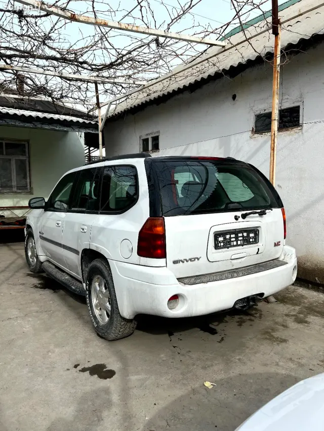 Toyota Land Cruiser 2006 · 3.5 AT