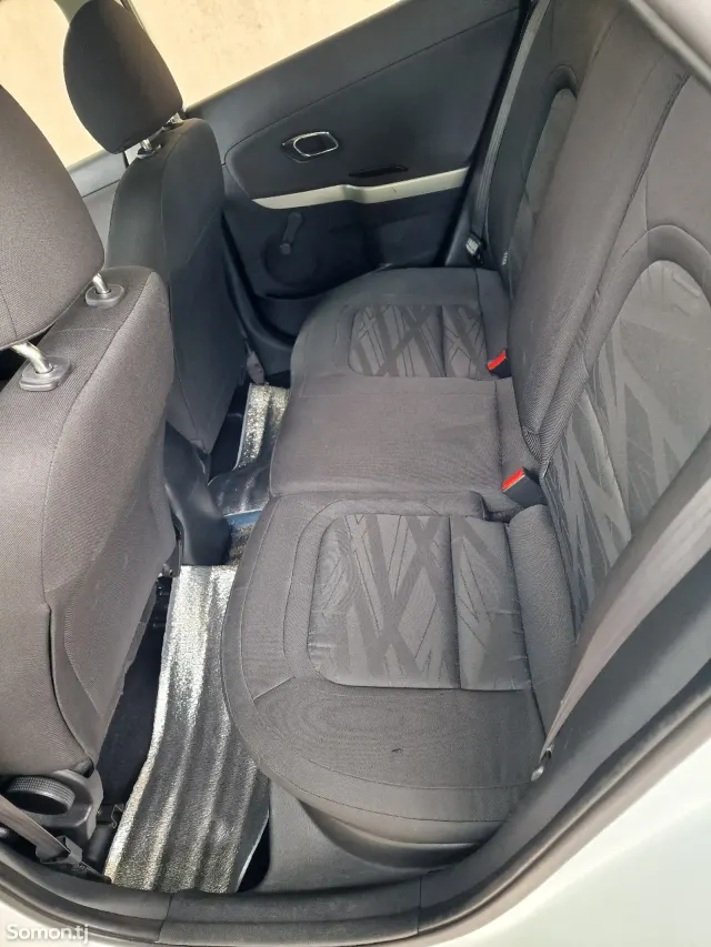 Kia Ceed 2014 · 1.4 MT