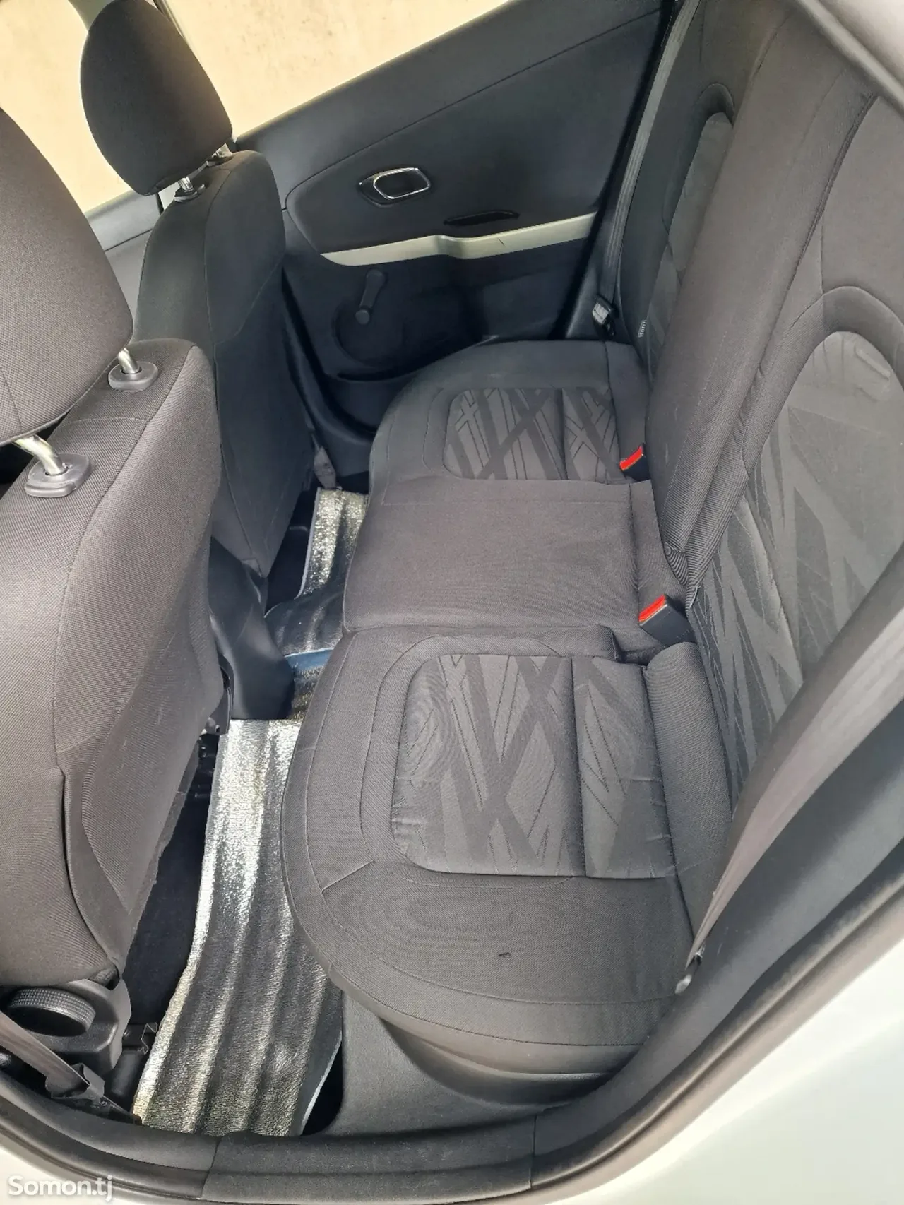Kia Ceed 2014 · 1.4 MT