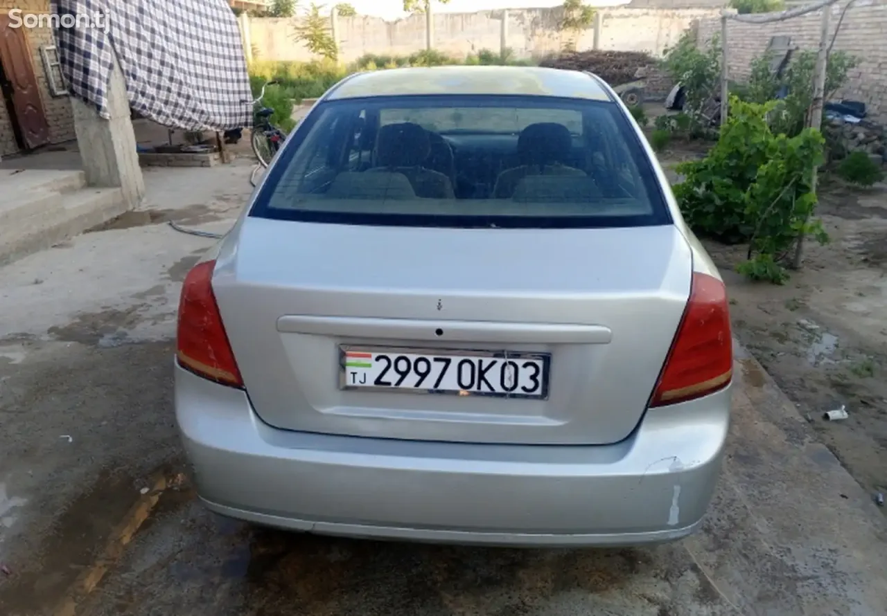 Daewoo Lacetti 2005 · 1.6 MT