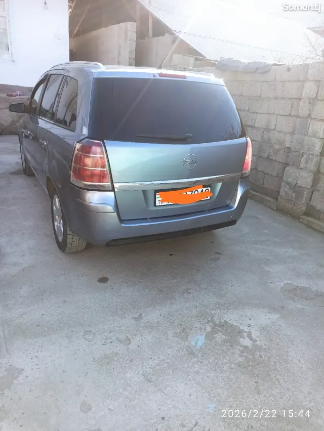 Opel Zafira 2007 · 1.8 MT