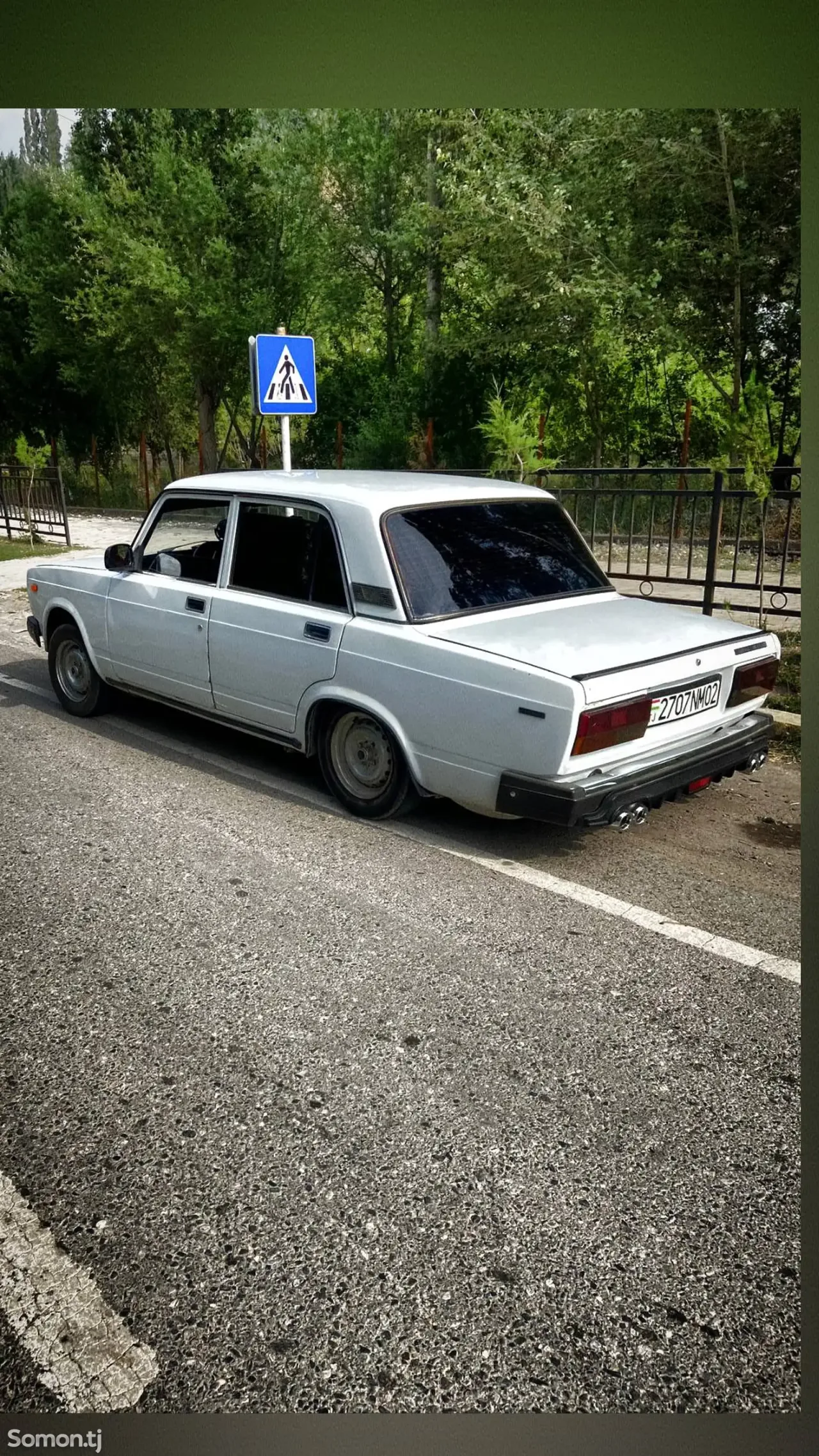Lada (ВАЗ) 2107 2004 · 1.6 MT