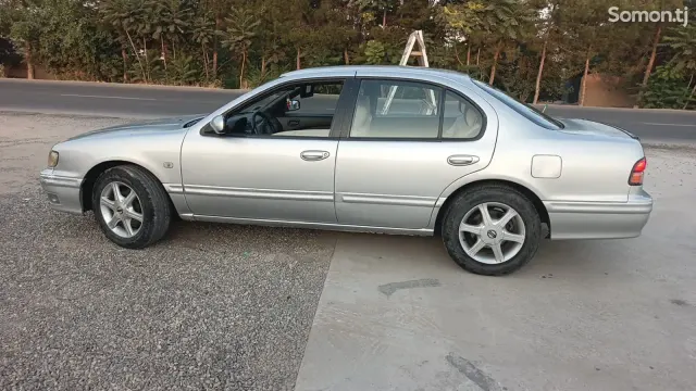 Nissan Maxima 1997 · 2.0 MT