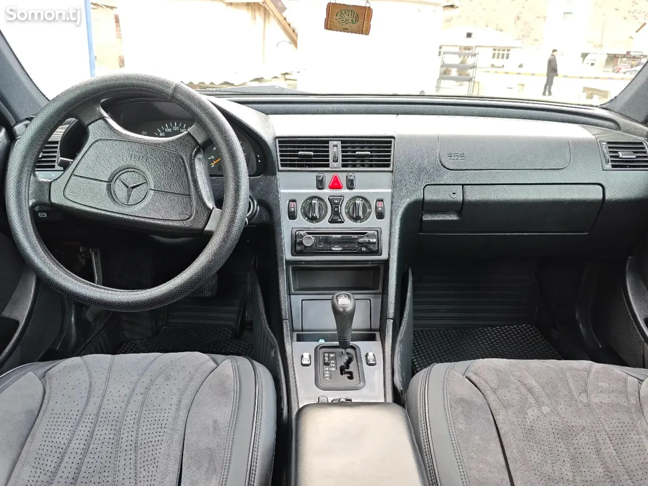 Mercedes-Benz C class 1998 · 2.0 AT