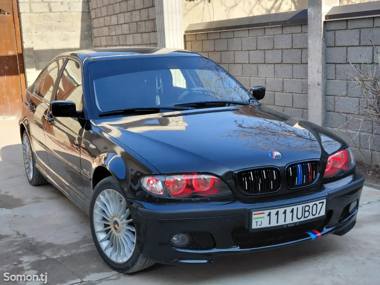 BMW 3 series 2003 · 1.8 MT