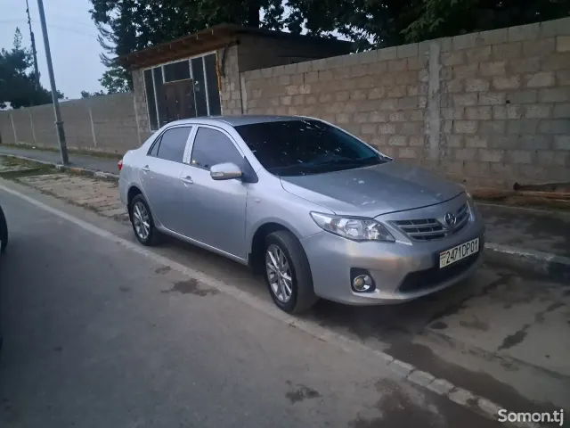 Toyota Corolla 2011 · 1.8 MT