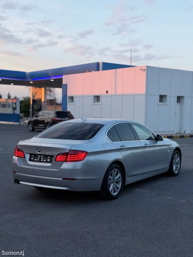 BMW 5 series 2012 · 2.0 AT