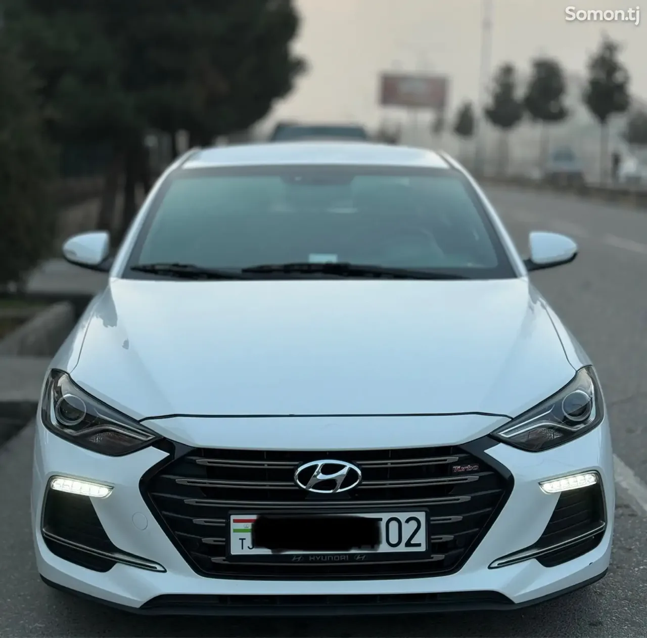 Hyundai Avante 2016 · 1.6 AT
