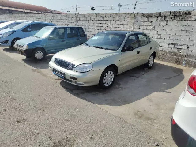 Daewoo Leganza 1997 · 1.8 MT