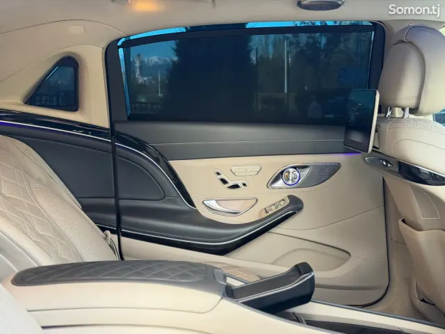 Mercedes-Benz S class 2019 · 5.6 AT