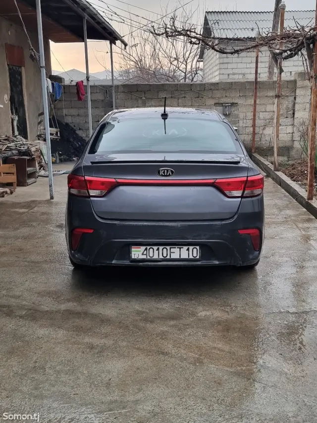 Kia Rio 2019 · 1.4 MT