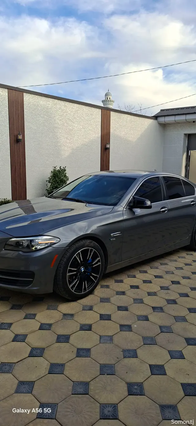 BMW 5 series 2014 · 2.0 AT