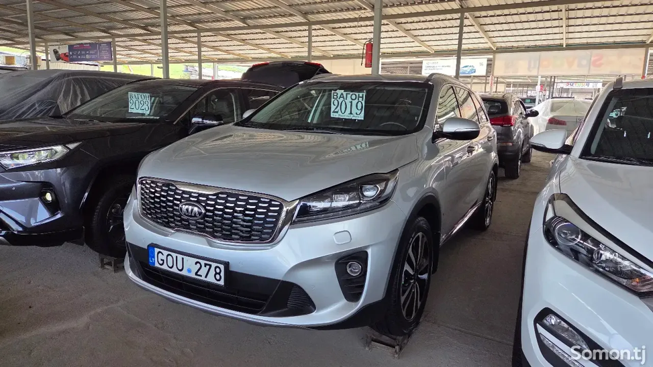 Kia Sorento 2019 · 2.2 AT
