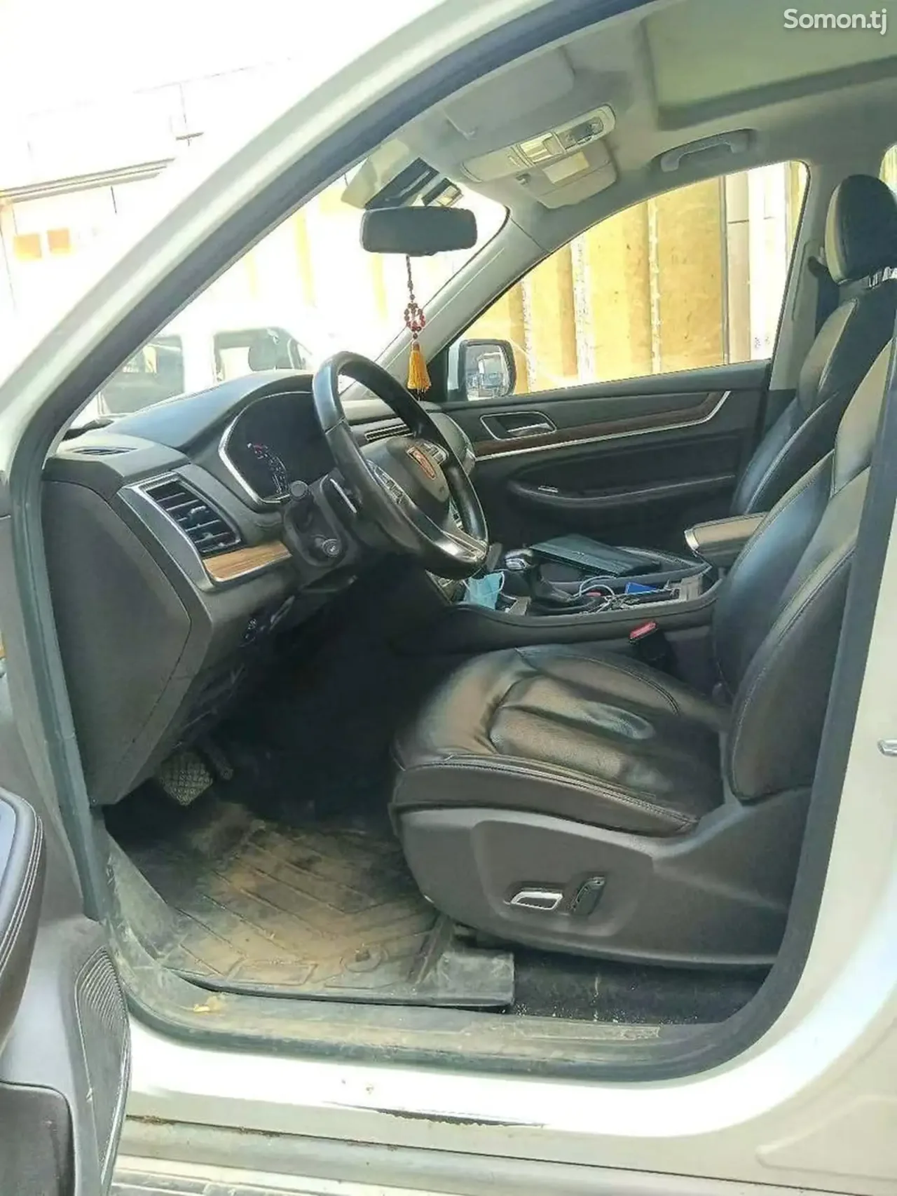 Roewe RX8 2018 · 2.0 AT