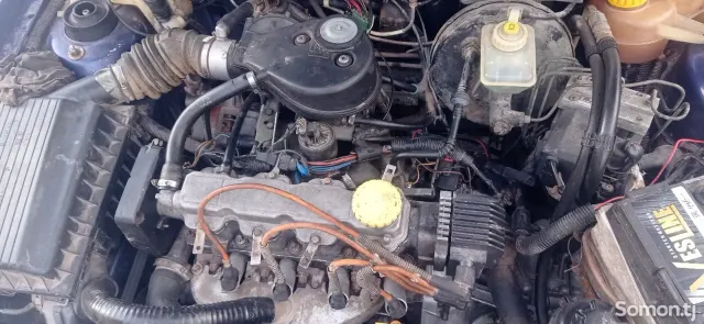 Opel Astra F 1995 · 1.6 MT