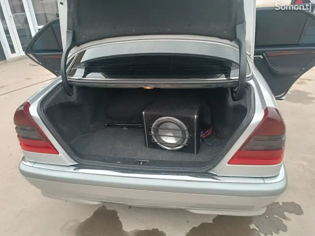 Mercedes-Benz C class 1998 · 2.0 AT