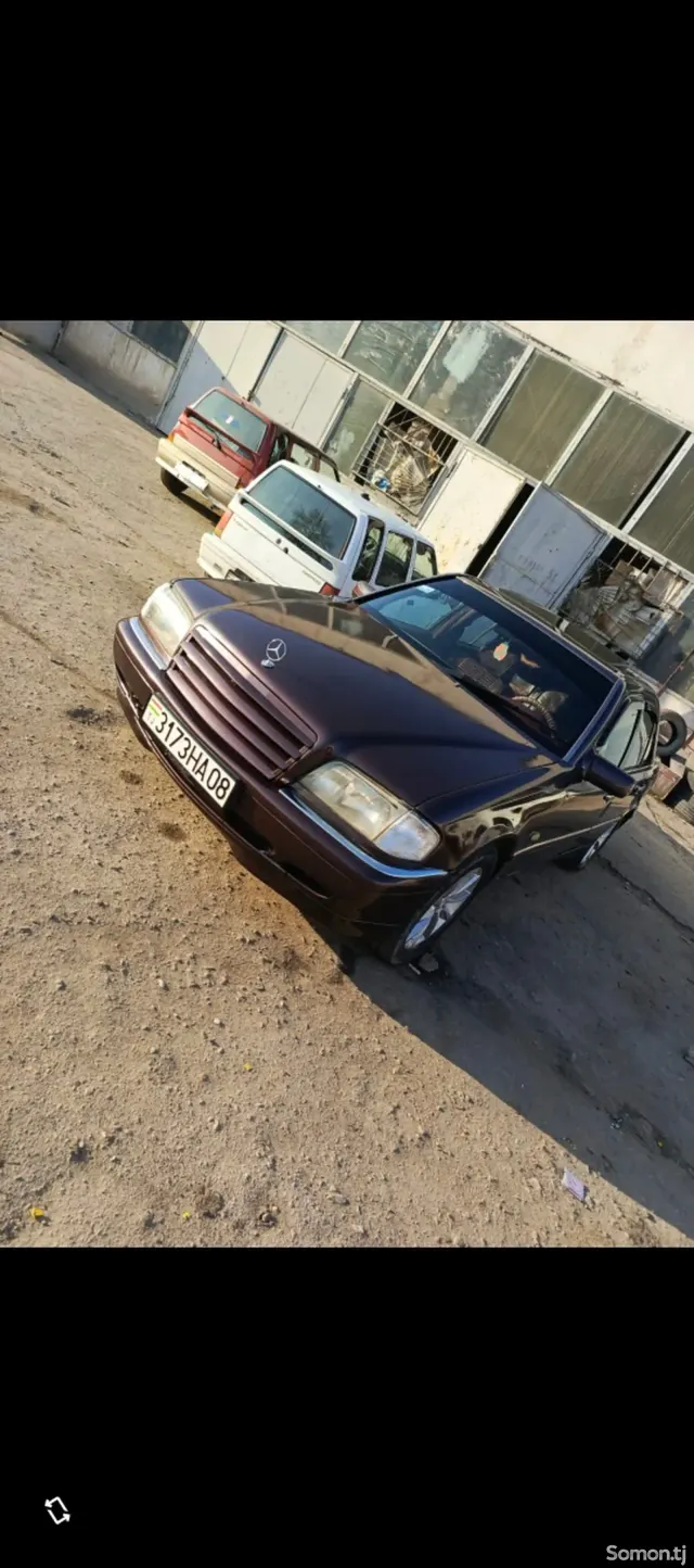 Mercedes-Benz C class 1995 · 1.8 MT