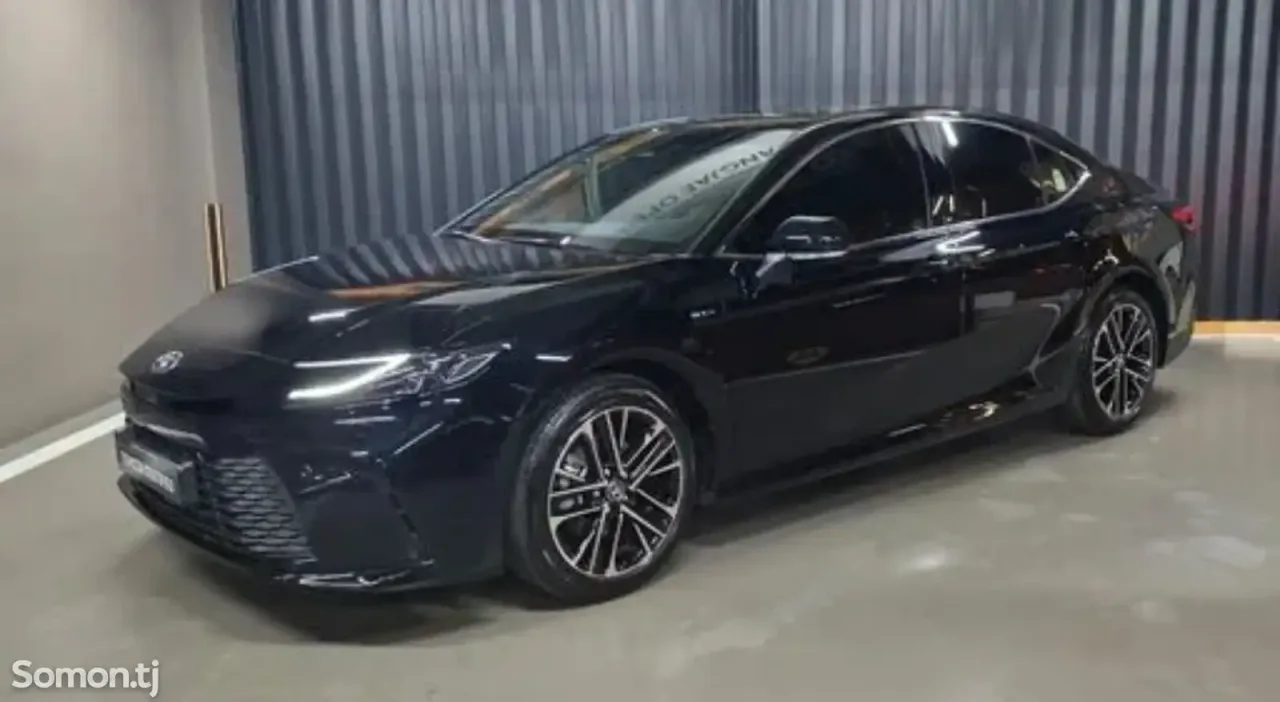 Toyota Camry 2025 · 2.5 AT